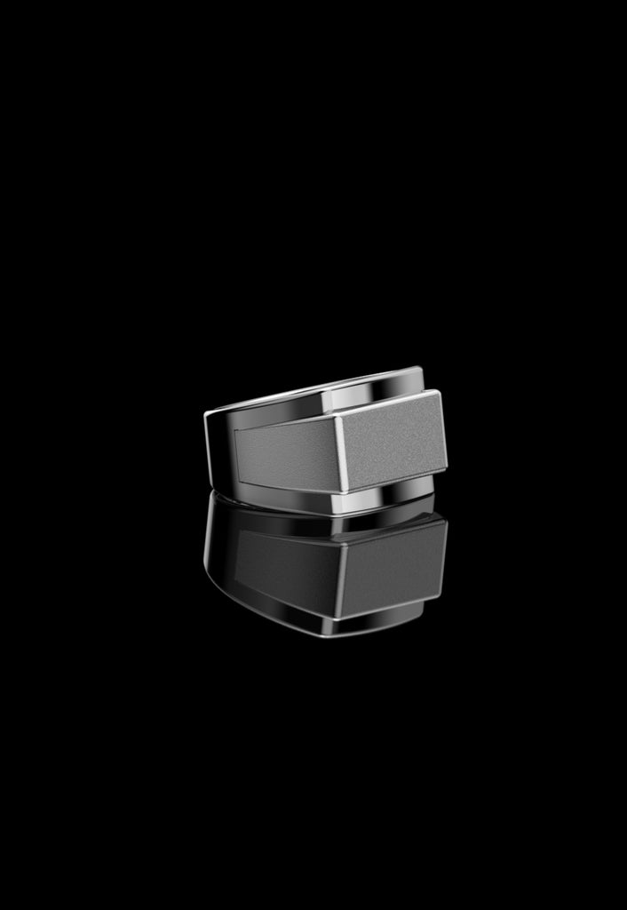 Stick-out Signet Ring Big Silver