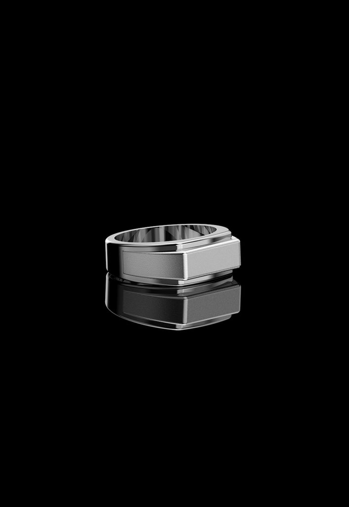 Stick-out Signet Ring Small Silver